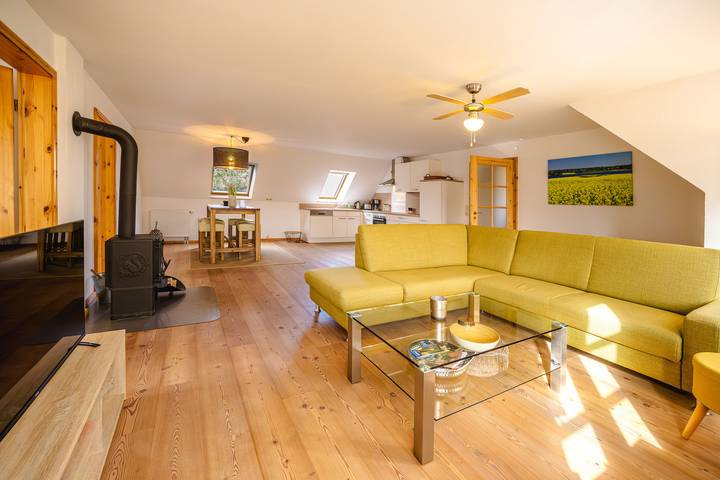 Ferienwohnung für 4 Personen, mit Balkon und Garten in Goltoft