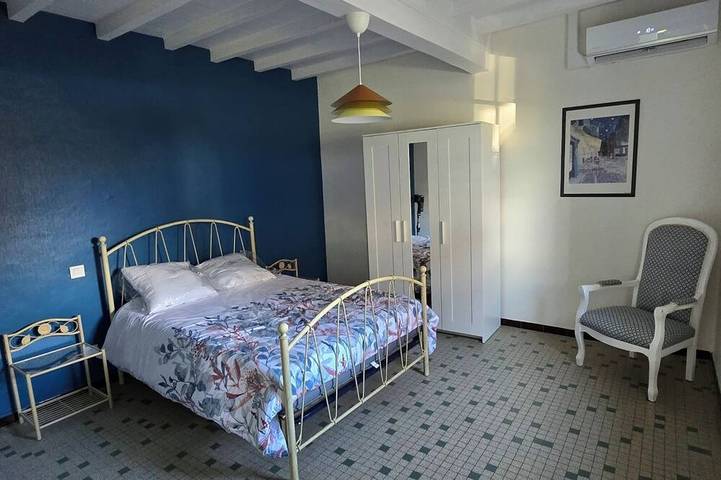 Location de vacances pour 6 personnes, avec jardin à Larbey - 3