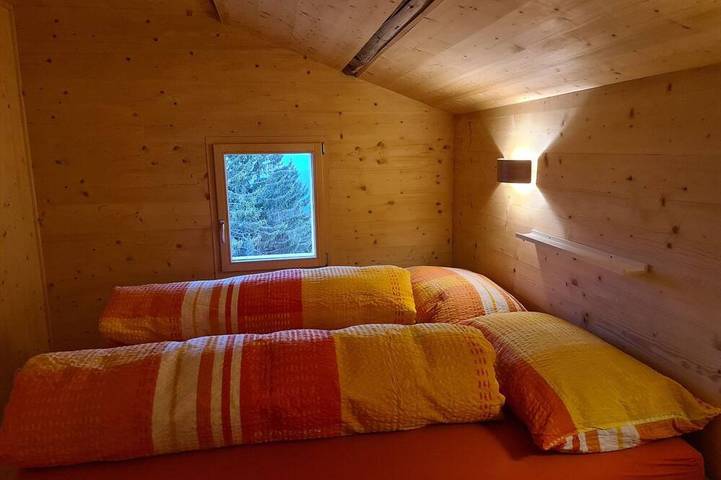 Ganze Wohnung, Maiensäss Tegia Cucagna, Rueun, (Rueun), 56001B in Rueun, Alpenarena