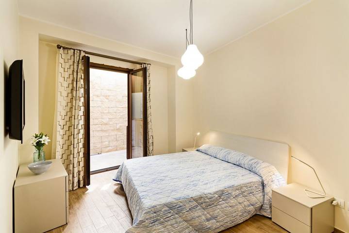 Ferienwohnung für 2 Personen, mit Balkon/Terrasse und Pool in Taormina - 2