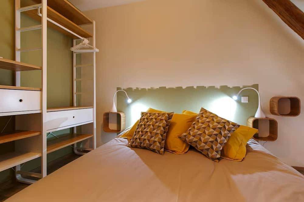 Entire apartment, Gîte \"La Grange De Madeleine\", Historic Center Of Eguisheim in Eguisheim, Parc naturel régional des Ballons des Vosges