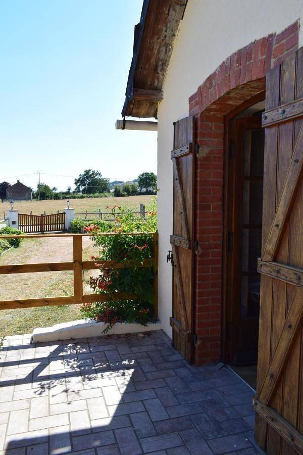 Chambre d’hôte pour 5 personnes, avec jardin ainsi que vue et terrasse à Marcheseuil - 4