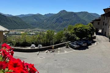 Location de vacances pour 5 personnes, avec balcon à Espinasses