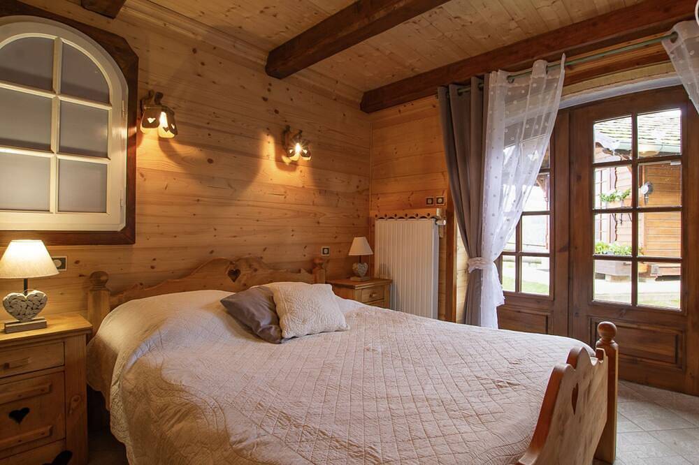Apartment in individual chalet, Crest-Voland-Cohennoz, Les Saisies in Cohennoz, Albertville region