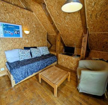 Lodge for 3 People in Saint-Bernard, Isère, Photo 4