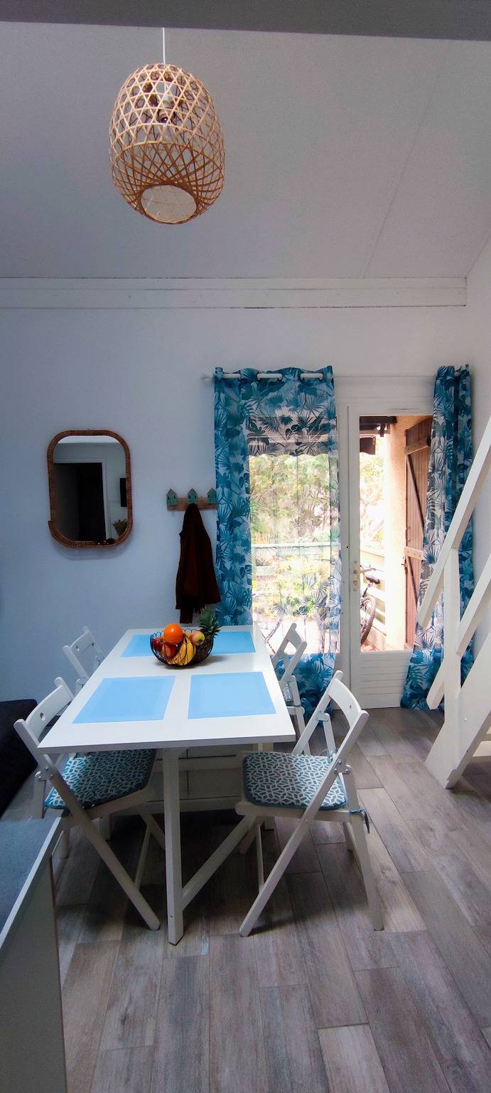 Location de vacances pour 4 personnes, avec terrasse et vue dans Golf de la Méjanne - 4