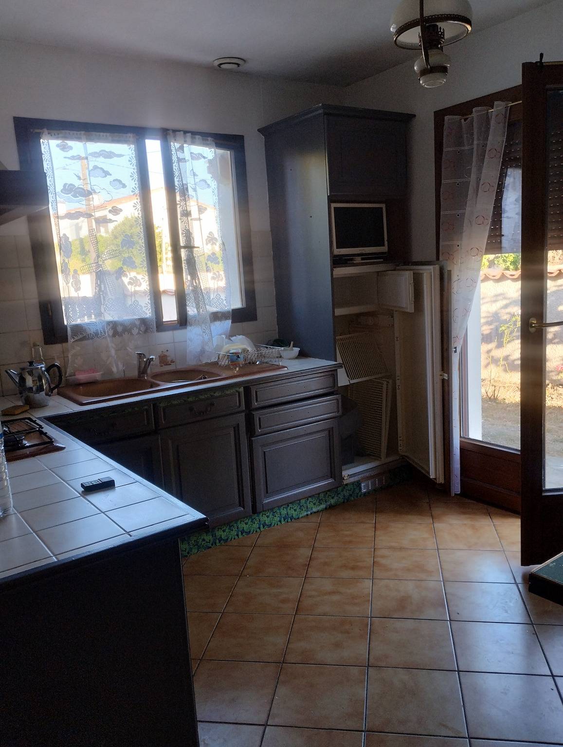 Holiday Home 'Maison De Famille' with Private Terrace and Private Garden in Saintes, Saintes region