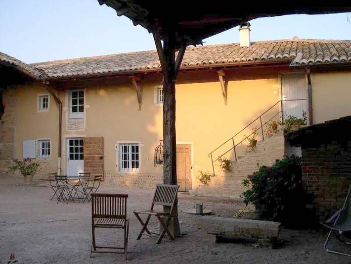 Maison d’hôte pour 8 personnes, avec jardin et terrasse, animaux acceptés dans l' Ain - 2