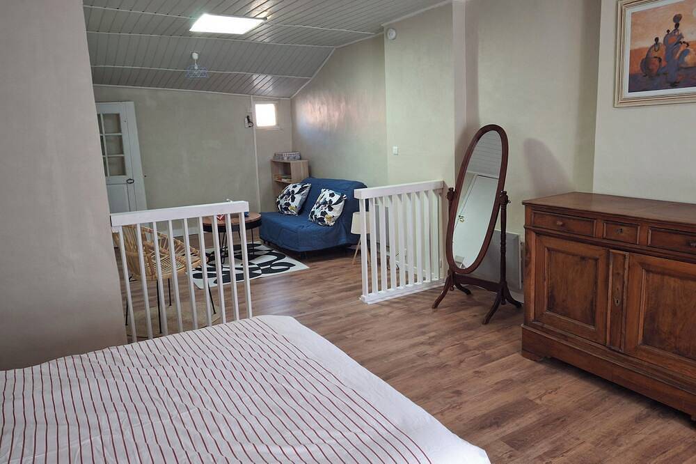 La Maison D' Emmie 83m2 with Wi-Fi in Valréas, Enclave de Valreas