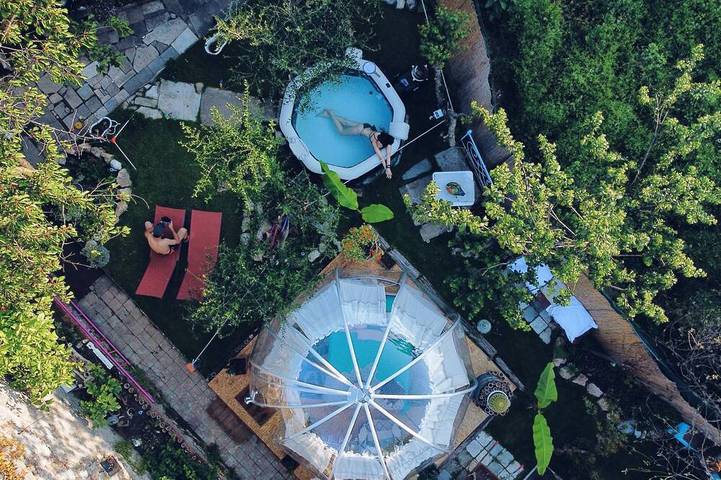 Ferienhaus für 3 Personen, mit Balkon und Whirlpool sowie Garten in Carrara