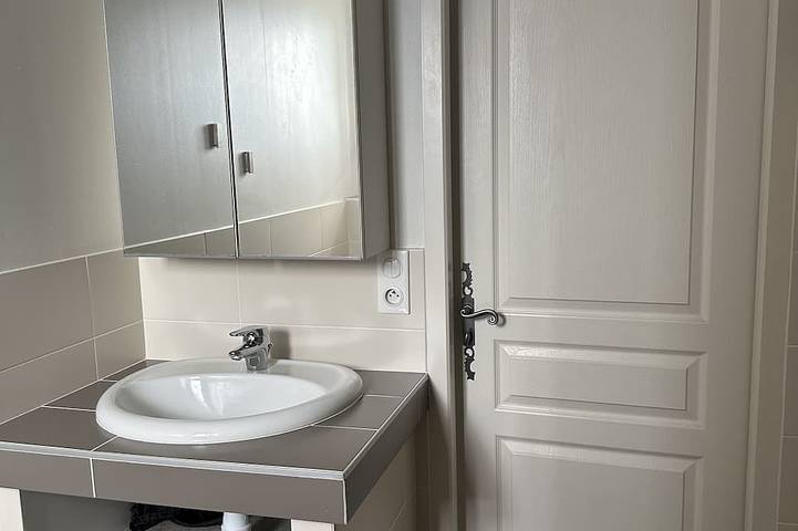 Gîte pour 4 personnes, avec terrasse ainsi que jacuzzi et jardin à Crillon-le-Brave - 4