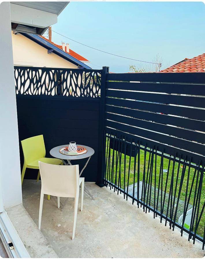 Gîte pour 4 personnes, avec terrasse dans Golf de Chiberta - 3