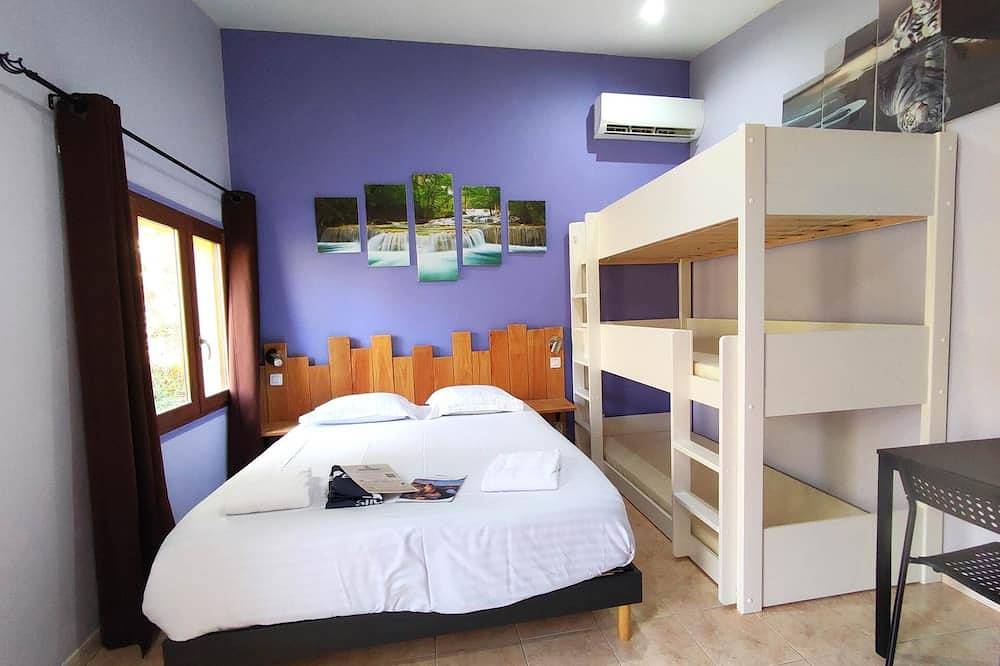 Ganze Wohnung, Chambre Familiale Périgord in Vitrac, Périgord Noir