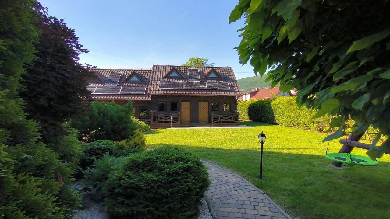 Domki Tina in Międzybrodzie Żywieckie, Karpaty (Polska)