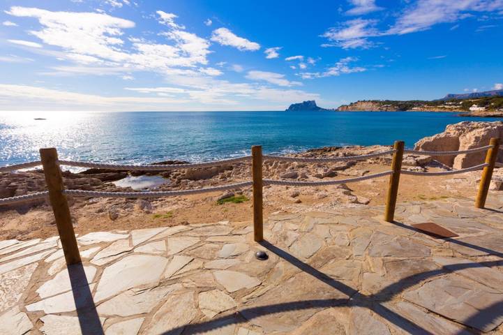 Chalet para 6 personas, con piscina además de jardín y balcón en Comunidad Valenciana - 4