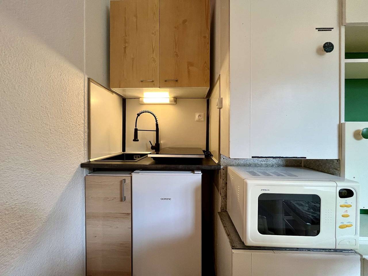 Appartement entier, Studio cosy à Vars, 2 couchages, proche pistes in Vars, Région de Briançon