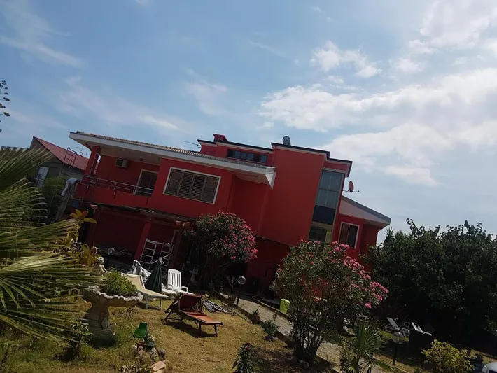 Maison d’hôte pour 3 personnes, avec jardin et vue, animaux acceptés - 1