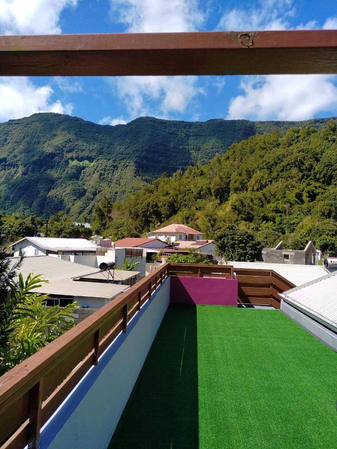 Gîte pour 4 personnes, avec vue et balcon dans Cirque de Salazie