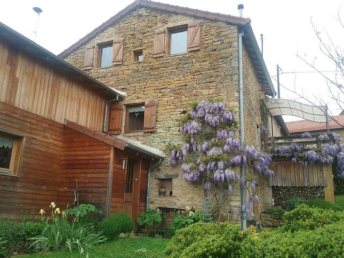 Gîte pour 7 personnes, avec jardin dans La Vineuse sur Fregande - 2