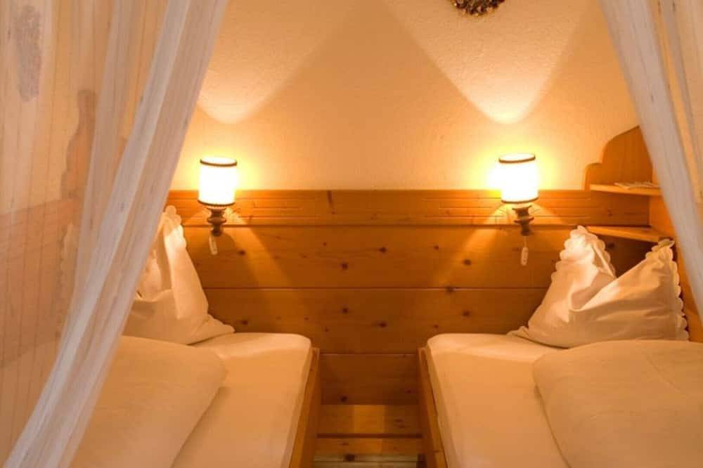 Ganze Wohnung, Haus Maderneid / Fewo Süden in St. Michael, Eppan an der Weinstraße