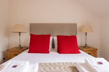 Log Cabin for 5 People in Fort Augustus, Loch Ness, Photo 2