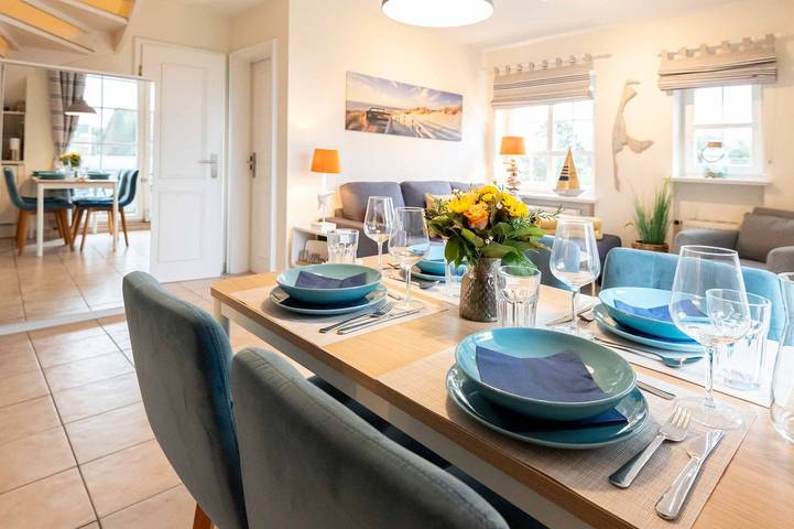 Ganze Wohnung, Helle 3-Zimmerwohnung mit ca. 55m², für bis zu 4 Personen. in Wenningstedt, Sylt