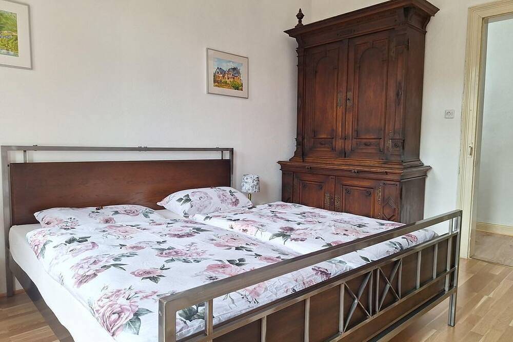 Entire apartment, Kloster Merl - Ferienwohnung Nikola in Merl, Zell (Mosel)