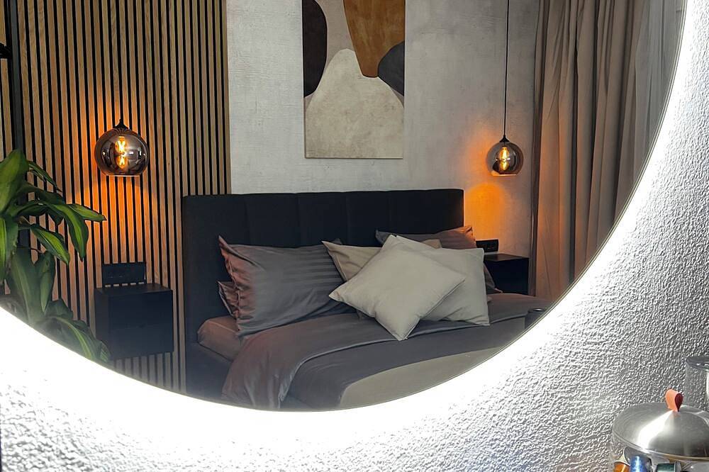 Luxe Bnb with Private Jacuzzi + Breakfast included in Hvar City, Hvar