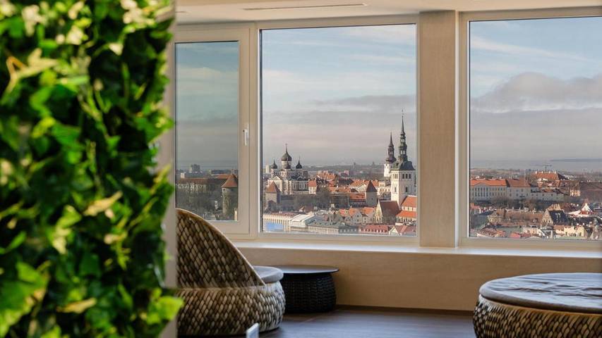 Hôtel pour 3 personnes, avec vue ainsi que piscine et sauna, animaux acceptés à Tallinn