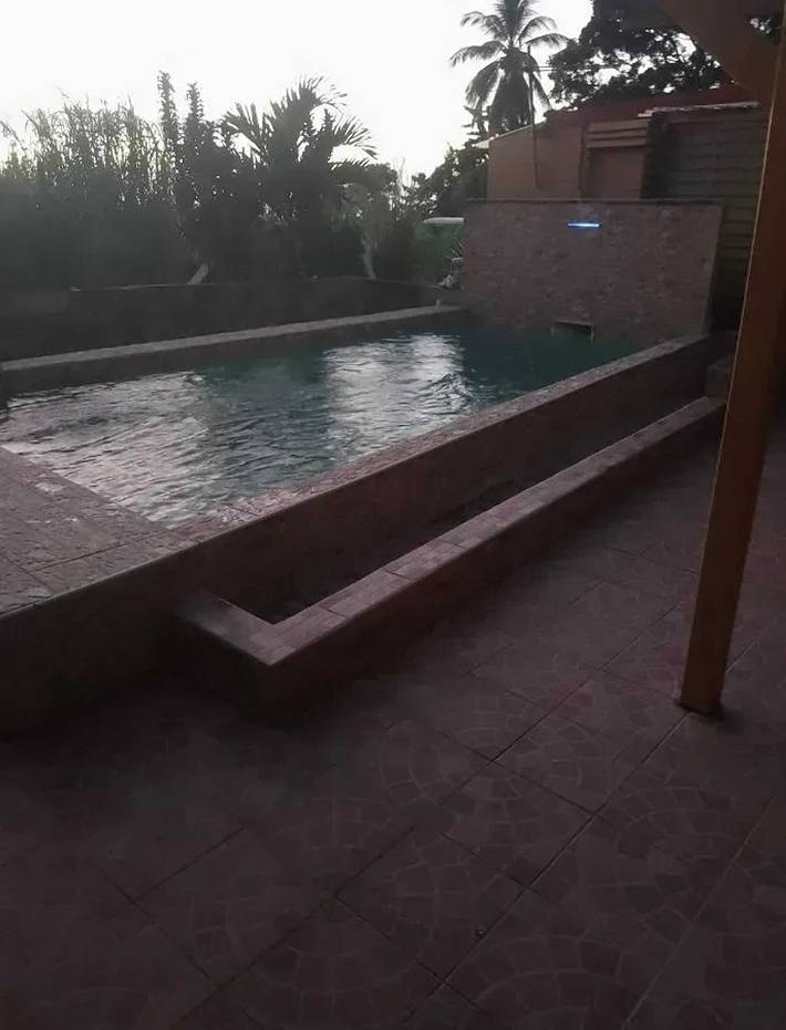 Appartement de vacances pour 4 personnes, avec terrasse et piscine