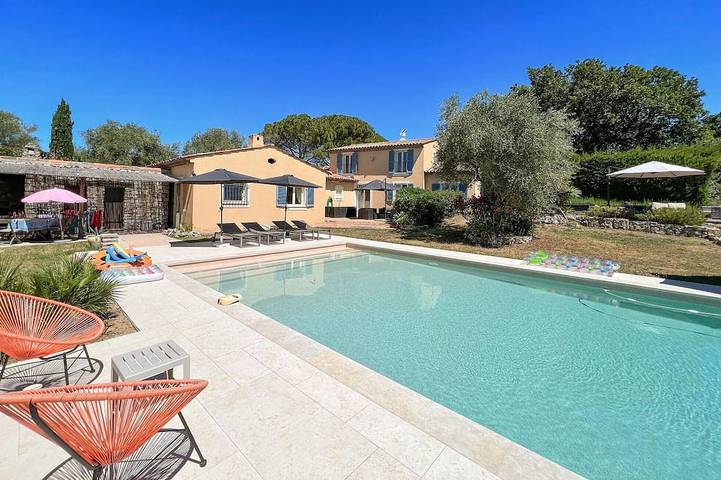 Casa de vacaciones para 10 personas, con jardín - 1