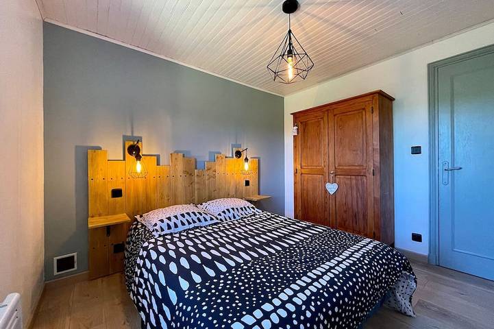 Gîte pour 7 personnes, avec jardin dans Saint-Vert - 2
