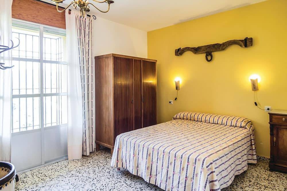Superbe maison de 9 chambres à Rute in Rute, Sierras Subbéticas