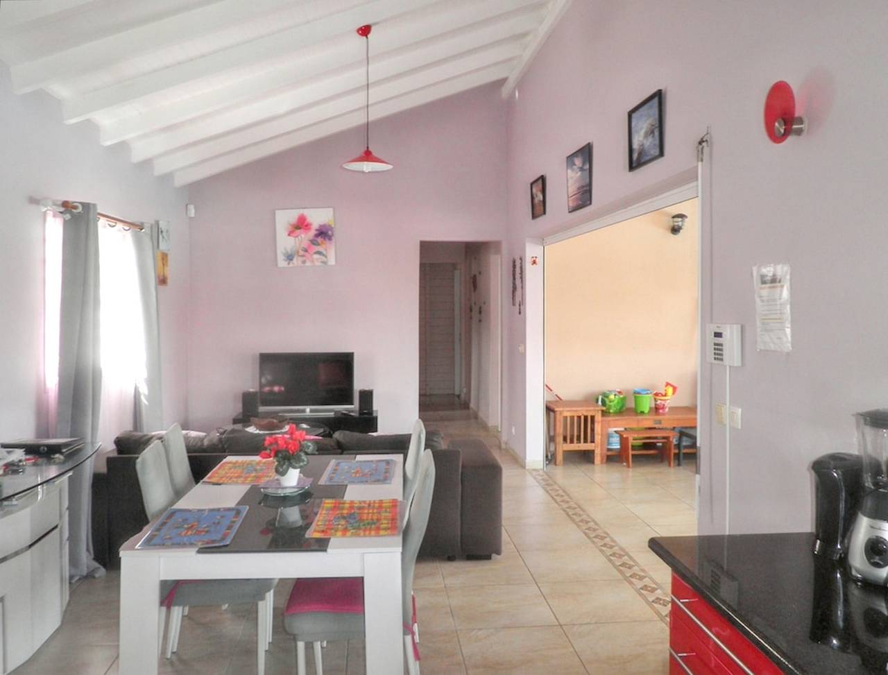 Elegante Villa en Capesterre-Belle-Eau con Piscina Privada in Capesterre-Belle-Eau, Guadalupe