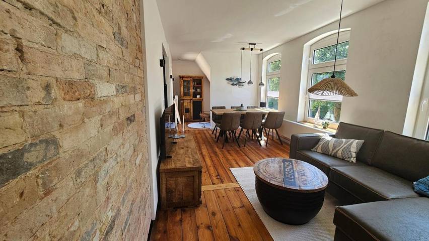 Ferienhaus für 6 Personen, mit Terrasse und Sauna sowie Seeblick und Ausblick in Friedrichstadt