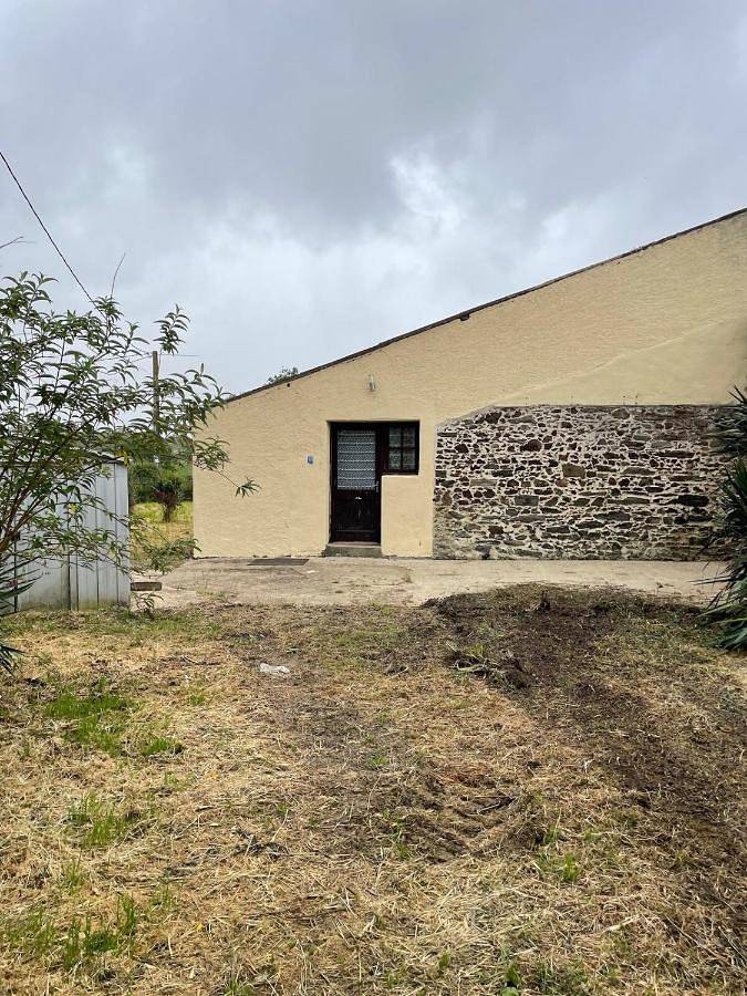 Gîte pour 5 personnes, avec vue et jardin à Saint-Paul-Mont-Penit