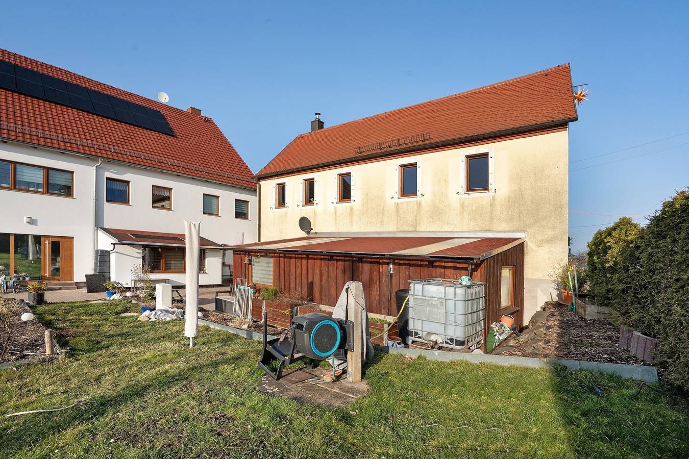 Zimmer 'Gästezimmer 1' mit gemeinsamer Terrasse, gemeinsamem Garten und Wi-Fi in Klipphausen, Meißen Region