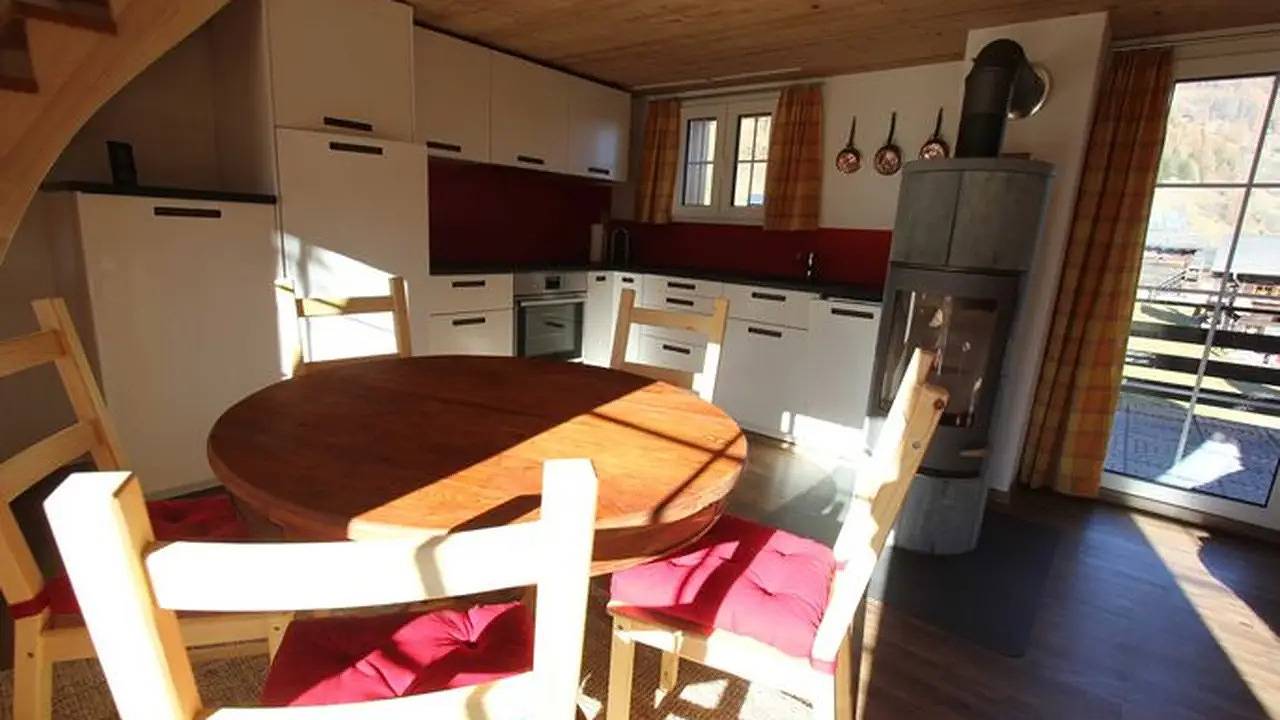 Apartamento vacacional entero, Ferienwohnung für 5 Personen (75 m²) in Gluringen in Reckingen-Gluringen, Goms