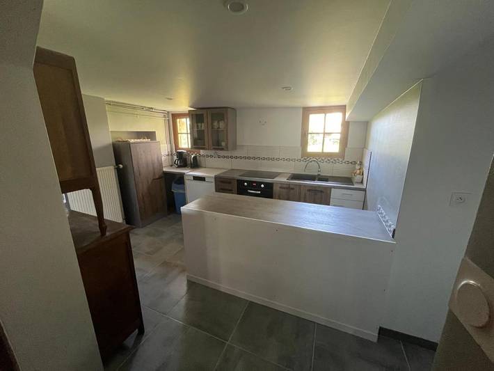 Gîte pour 6 personnes, avec jardin et vue à Laubressel - 2