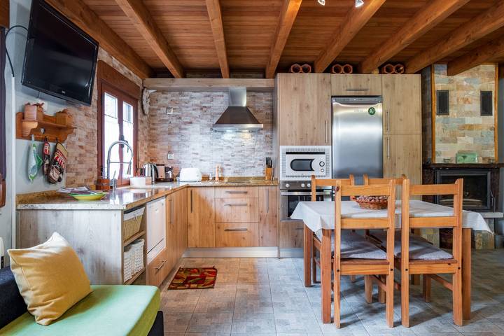 Ferienhaus 'Casa La Charca' mit Wlan in Amavida, Ávila und Umgebung