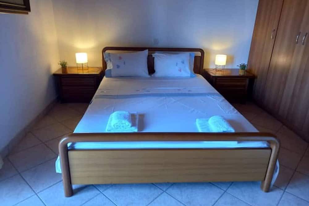 Private 2 floors holiday home in Leptokarya. in Leptokarya, Olympos Nationaal Park
