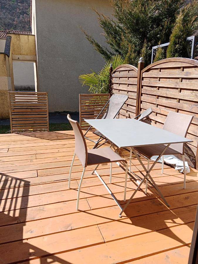 Appartement de vacances pour 2 personnes, avec terrasse et jardin, animaux acceptés