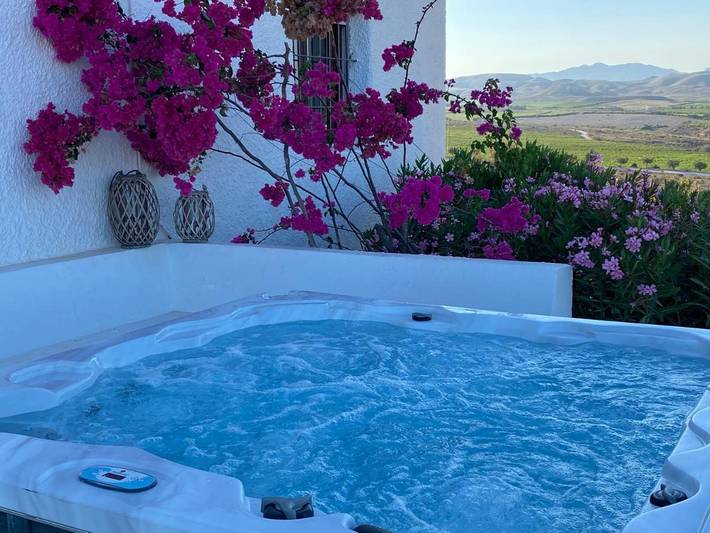 Chalet para 8 personas, con jardín y jacuzzi en Provincia de Almería - 4