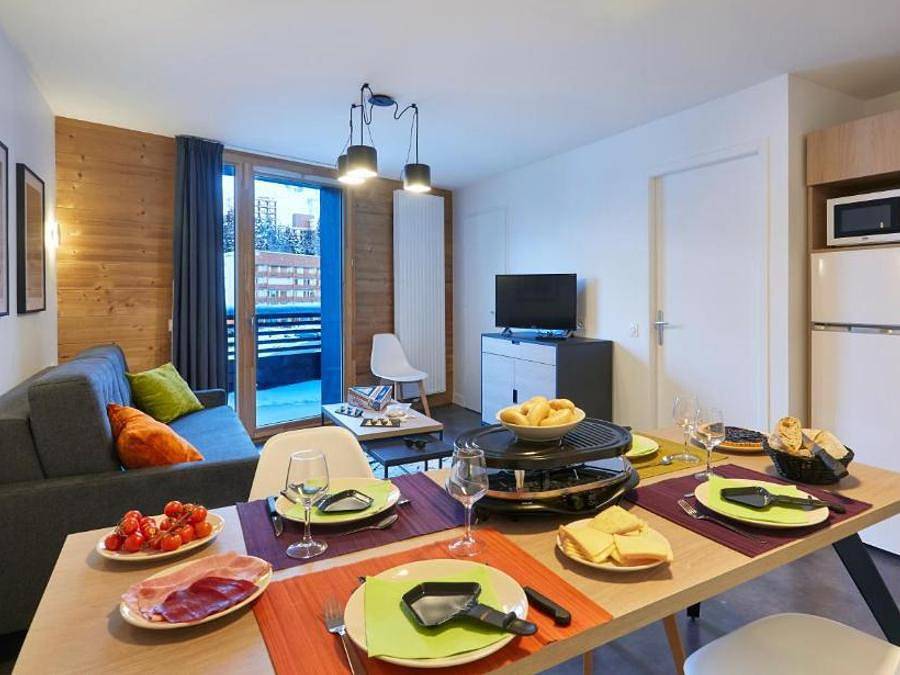 Résidence Goélia Le Hameau - Appartement 6 personnes - G/338_2 Pieces Cabine 6 Personnes in Mont-de-Lans, Les Deux Alpes