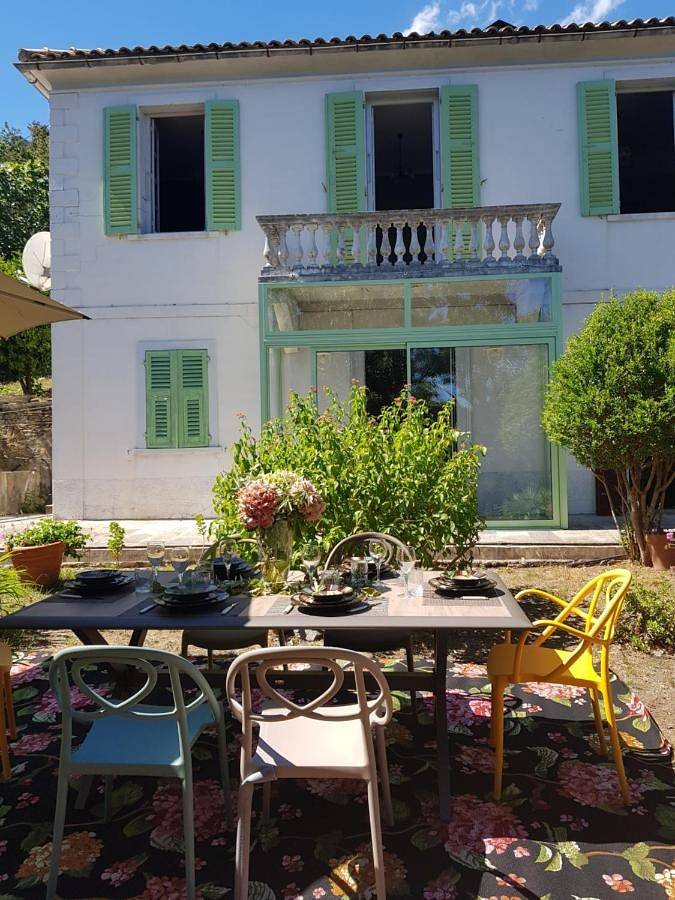 Location de vacances pour 6 personnes, avec jardin et vue, adapté aux familles à Cagnano - 4