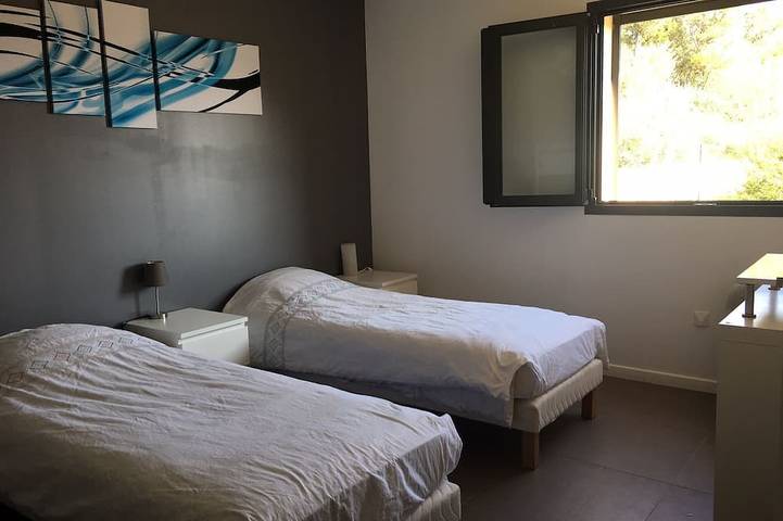 Location de vacances pour 12 personnes, avec terrasse à Serra-di-Ferro - 3