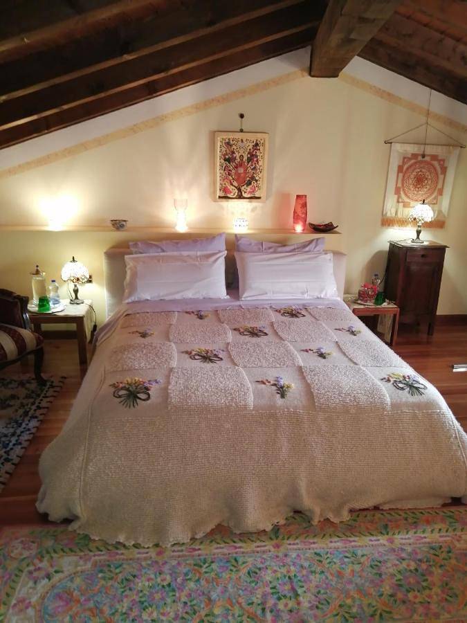 B&b per 3 persone, con Balcone e Terrazza nonché Giardino e Vista lago a San Zeno di Montagna