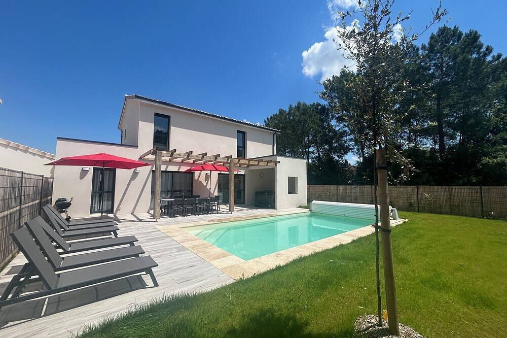 Villa 19 by Avecoeur in Saint-Augustin, Côte de Beauté