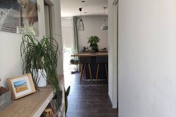 Gîte pour 6 personnes, avec jardin à Solliès-Ville