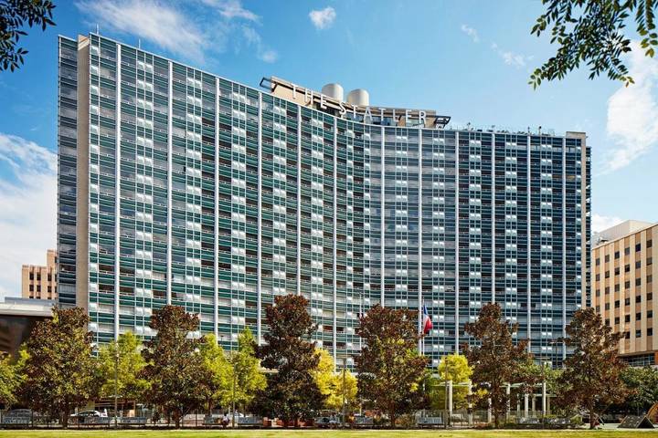 Apartamento para 2 personas, con terraza y piscina, Se admiten mascotas en Dallas
